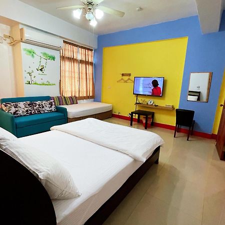 A Lot Of Music And Breakfast Apartment Taitung Bagian luar foto